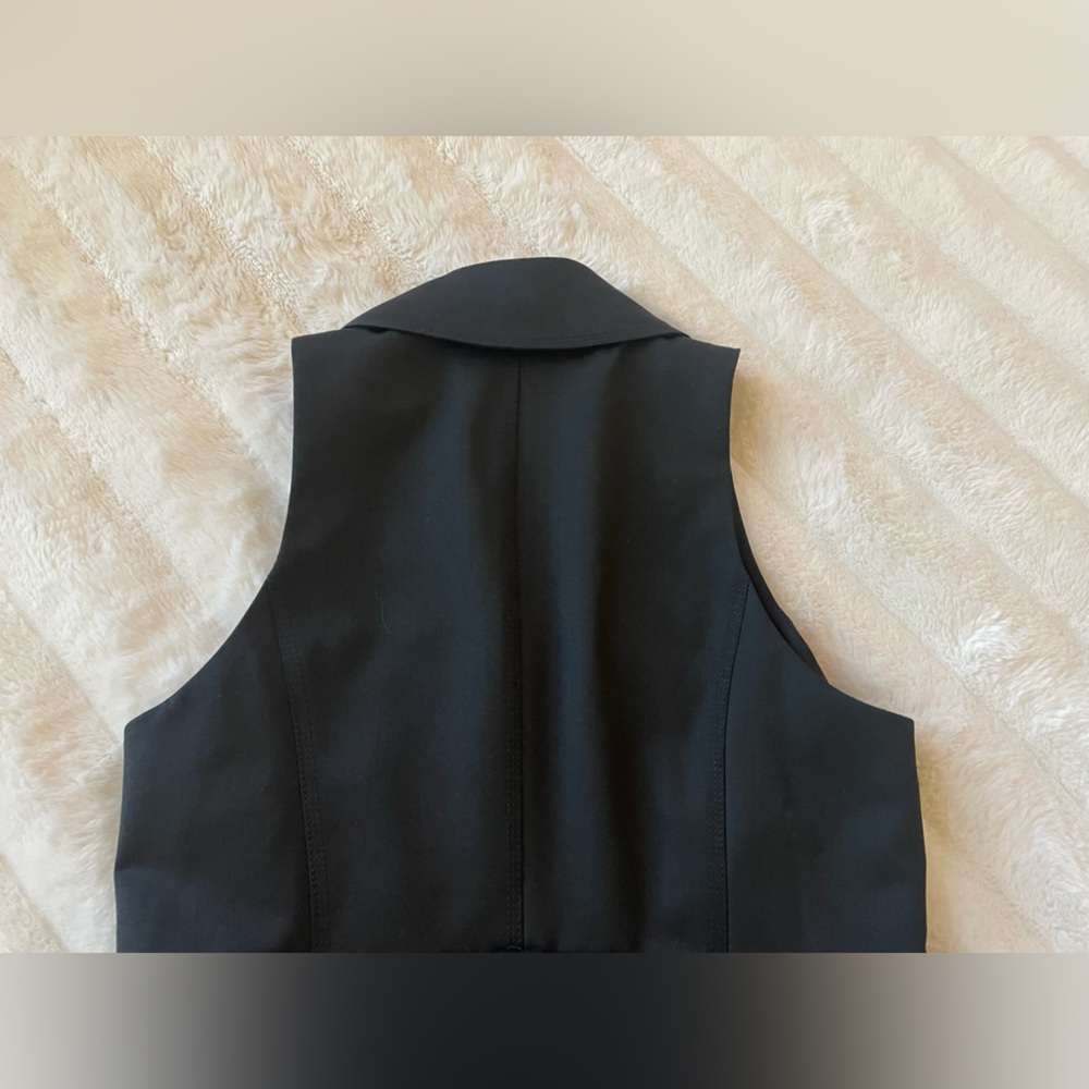 Caché Vest. - Picture 13 of 15